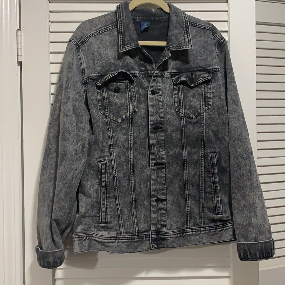 XL faded black denim jacket